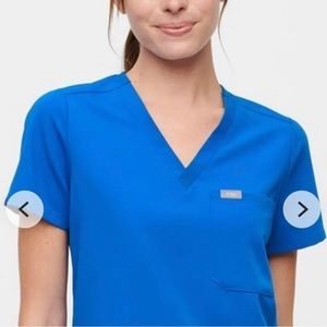 Figs Catarina blue one pocket scrub top - new!